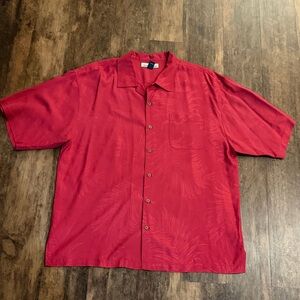 Tommy Bahama Men’s XL Red Silk Button down Shirt